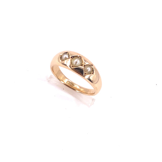 Women’s 18ct Yellow Gold Pearl Trilogy Ring - 4.9g - Hyman’s Jewellers