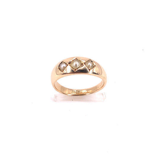 Women’s 18ct Yellow Gold Pearl Trilogy Ring - 4.9g - Hyman’s Jewellers