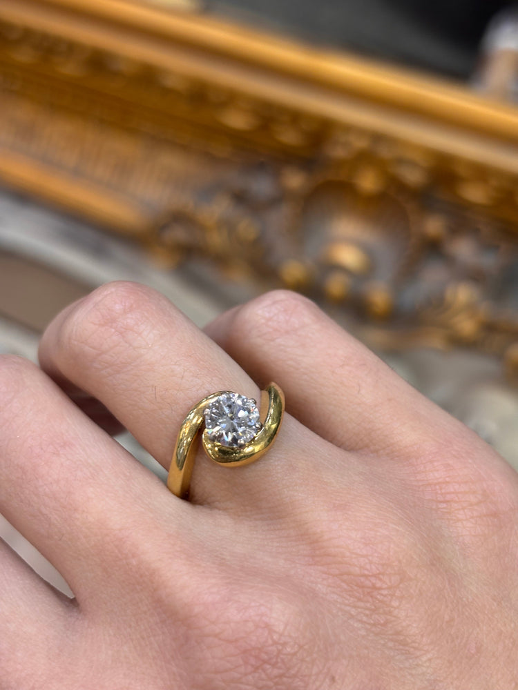 Women’s 18ct Yellow Gold Solitaire Ring with Round Cut Diamond - 1.00ct - Hyman’s Jewellers