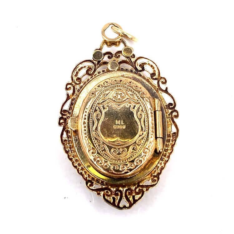 Women’s 9ct Yellow Gold Engraved Filigree Locket - Hyman’s Jewellers
