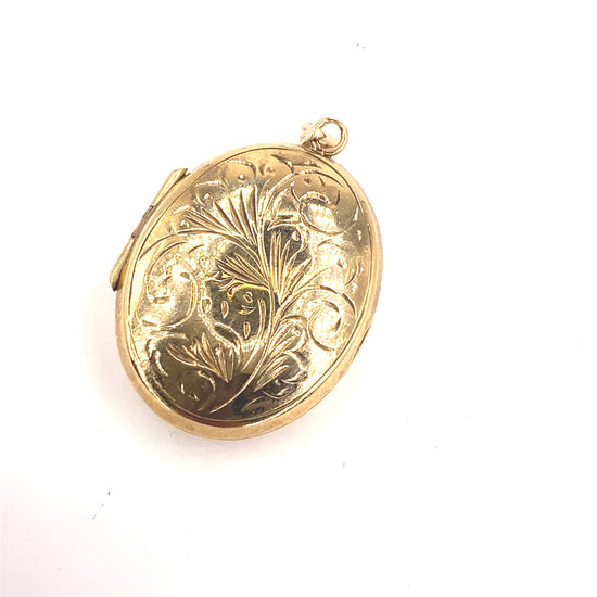 Women’s 9ct Yellow Gold Engraved Locket - Hyman’s Jewellers
