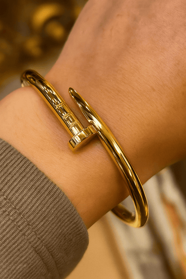 Women’s 9ct Yellow Gold Nail Bangle Bracelet - 11g - Hyman’s Jewellers