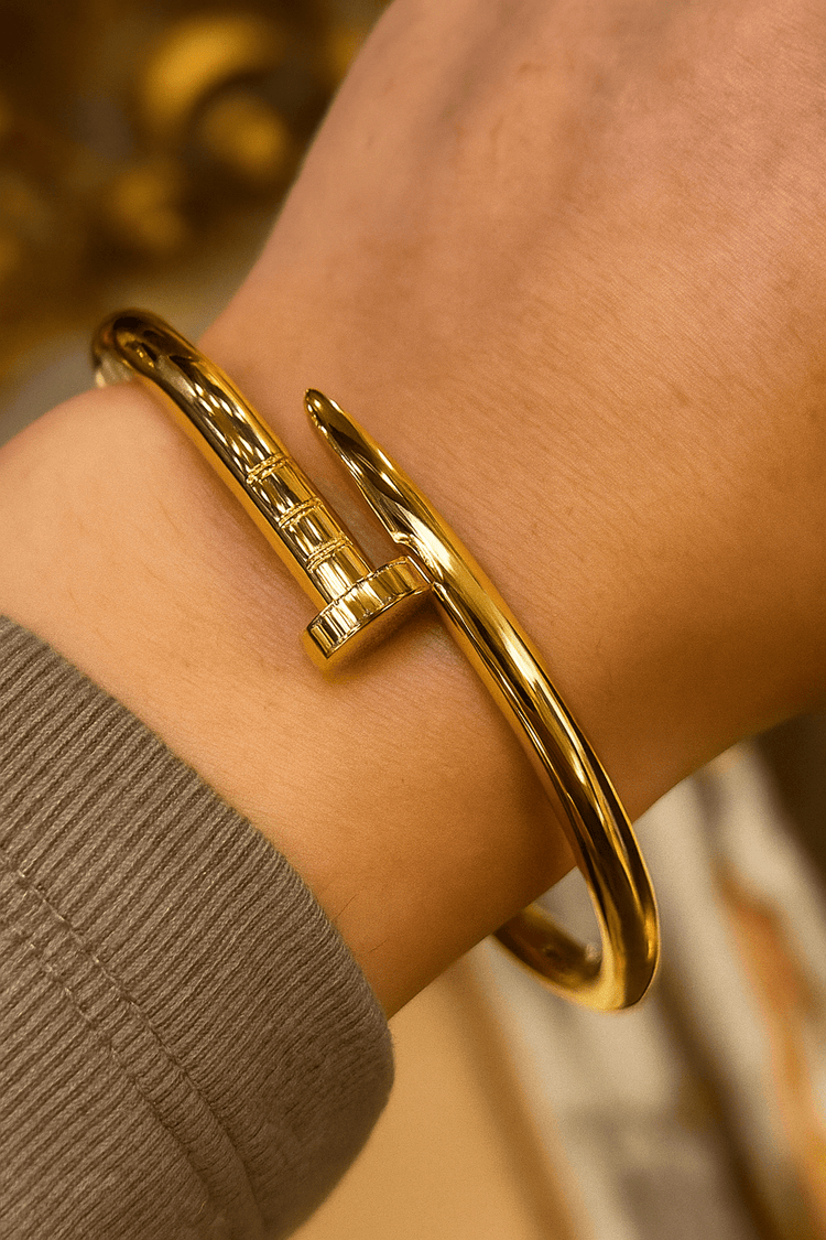Women’s 9ct Yellow Gold Nail Bangle Bracelet - 11g - Hyman’s Jewellers